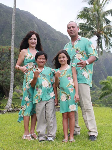 matching family tropical outfits