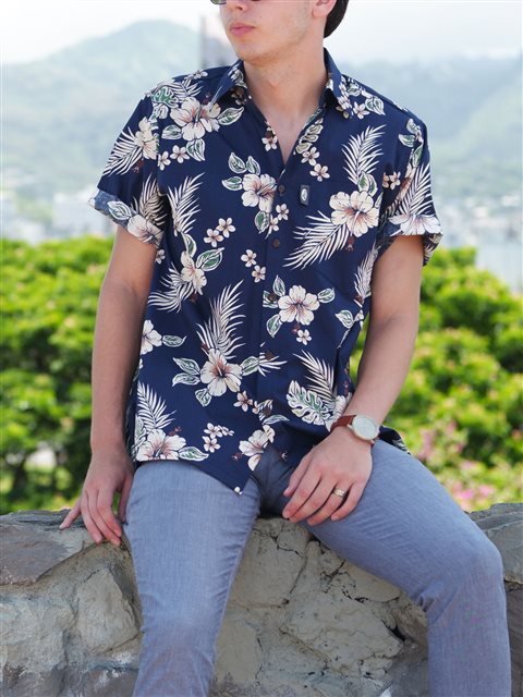 Go Barefoot Antique Hibiscus Navy Cotton Men's Hawaiian Shirt AlohaOutlet